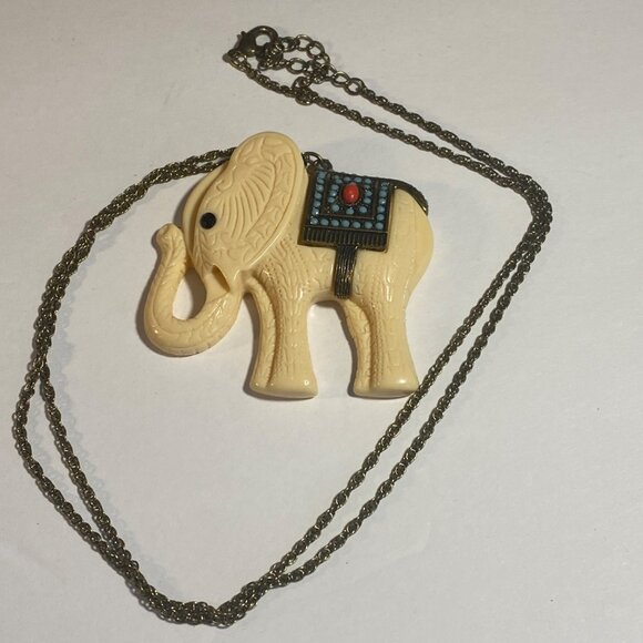 Vintage Elephant Pendant Necklace With Chain Faux Ivory Look Blue & Red Accents - Picture 1 of 8
